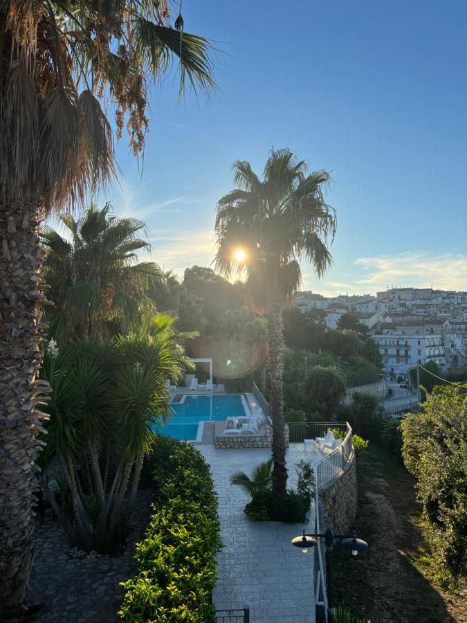 Albergo Villa Vittoria Rodi Garganico Exterior photo