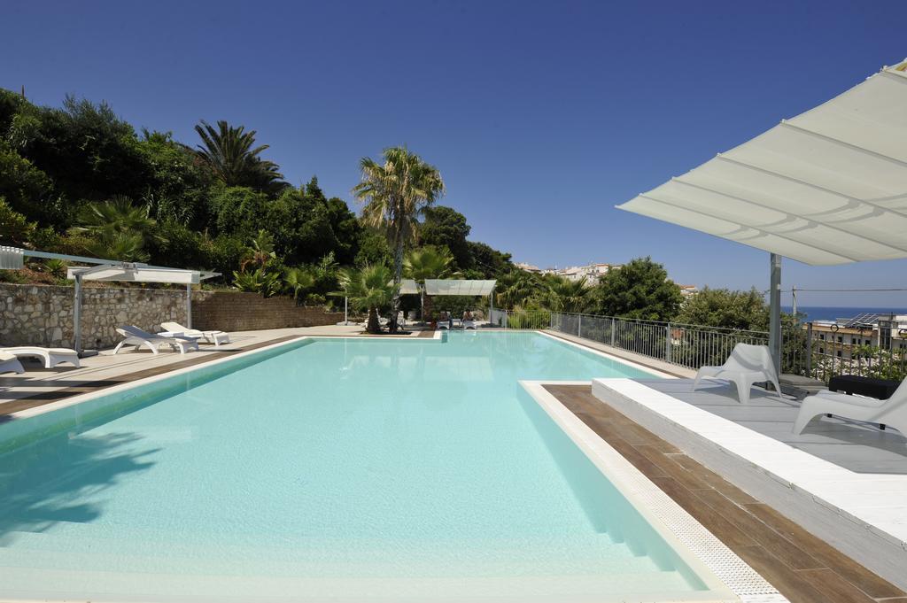 Albergo Villa Vittoria Rodi Garganico Exterior photo